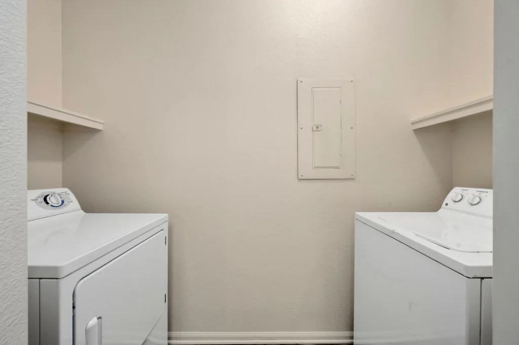 In-Unit Washer & Dryer